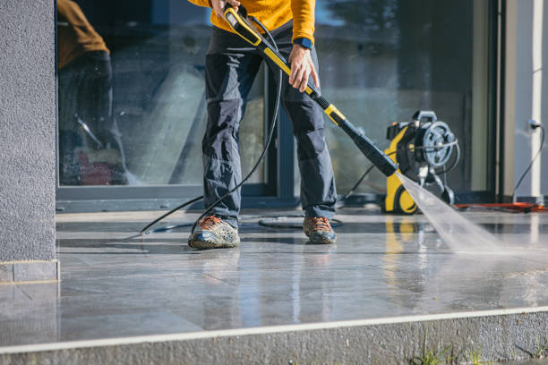 Best Window and Screen Pressure Cleaning in Seven Lakes, NC